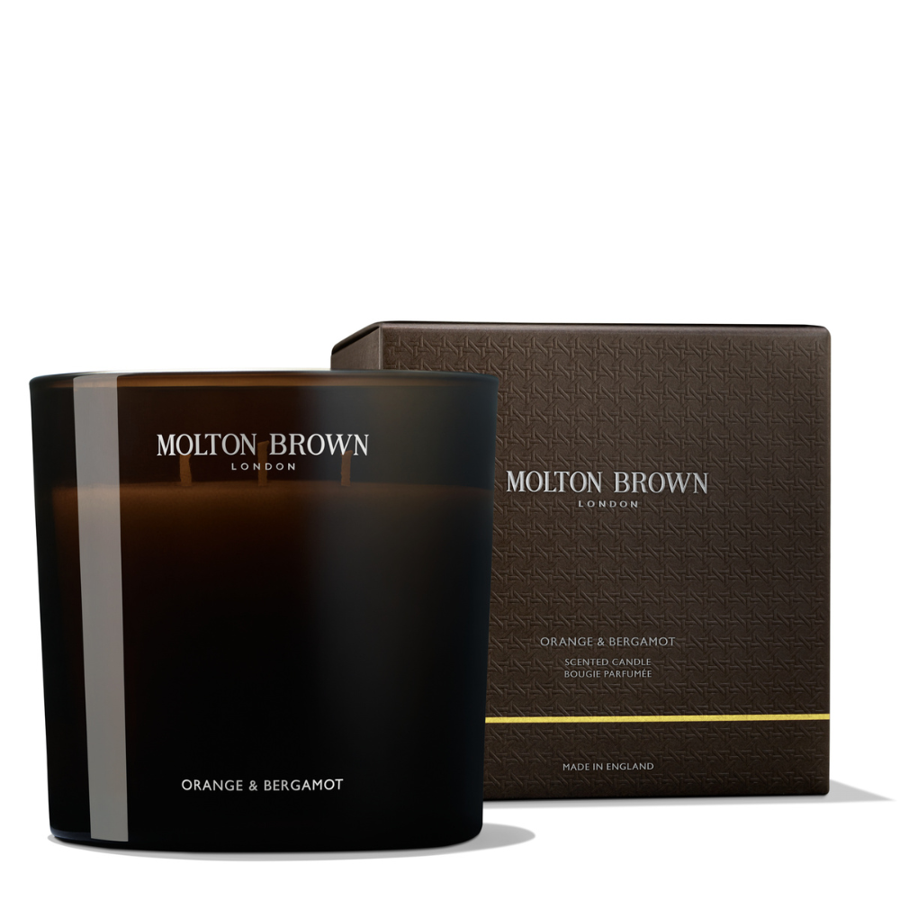 Lumanare parfumata Molton Brown Mesmerising Oudh Accord & Gold CAN175HR 600 g