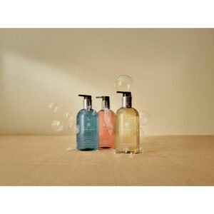 Gel-Lichid-de-Maini-cu-Coastal-Cypress-Sea-Fennel-Molton-Brown-300ml-NHH251CR3-3.jpeg