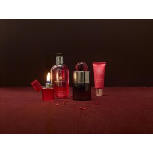 Gel-Lichid-de-Maini-cu-Fiery-Pink-Pepper-Molton-Brown-300ml-NHH229CR3-3.jpeg